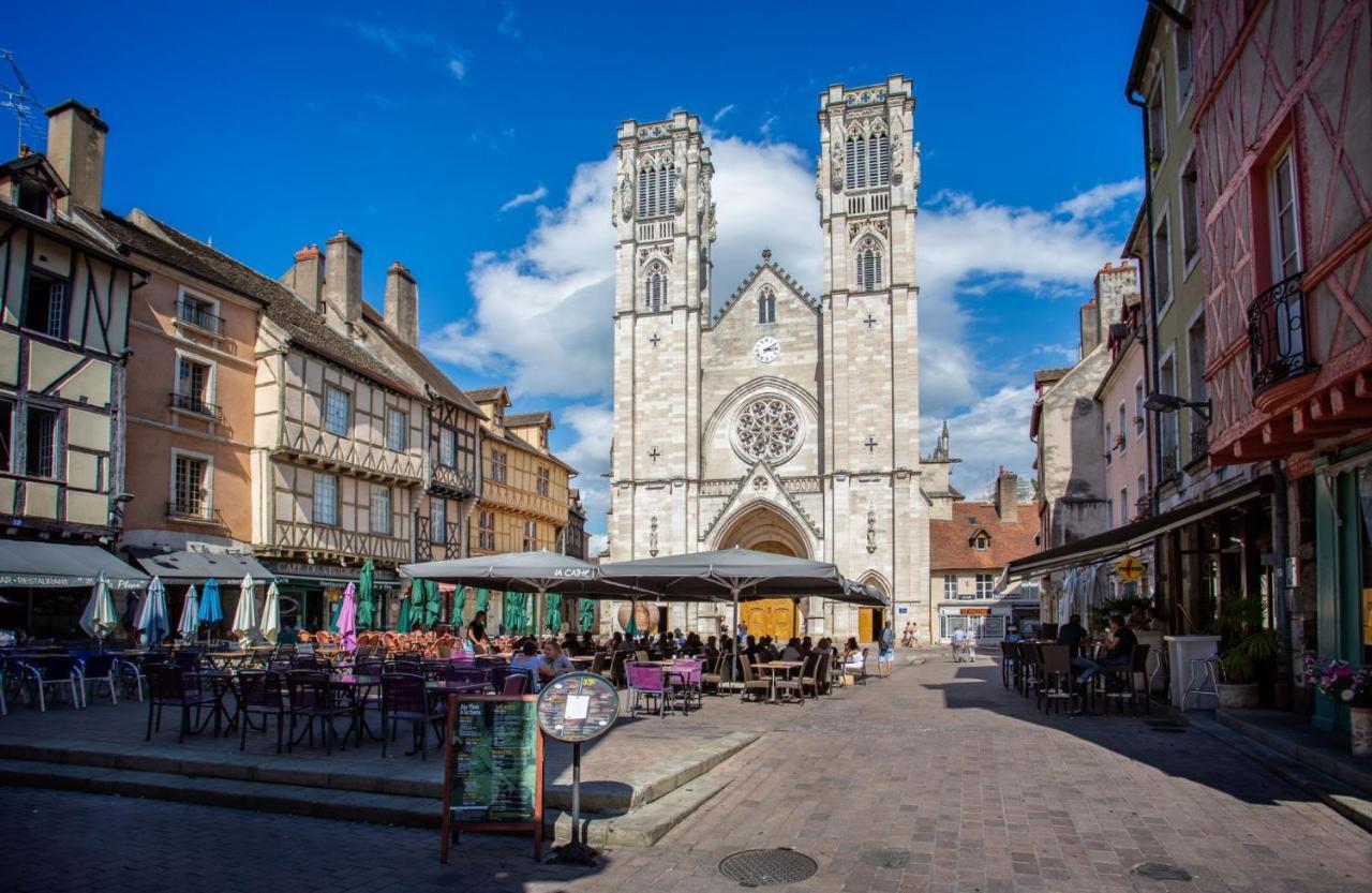 Hotel Le Nid Bourguignon Chalon sur Saone Esterno foto